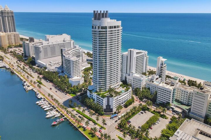 Property Photo:  4391 Collins Ave 709  FL 33140 