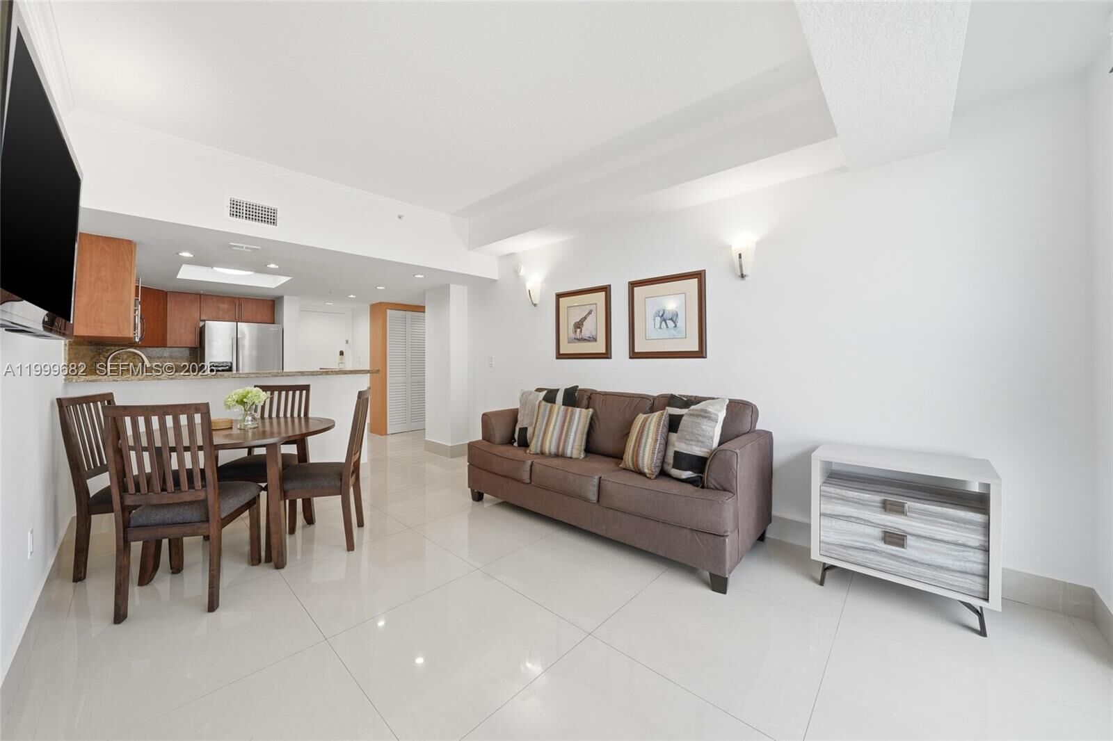 Property Photo:  2951 S Bayshore Dr 1111  FL 33133 