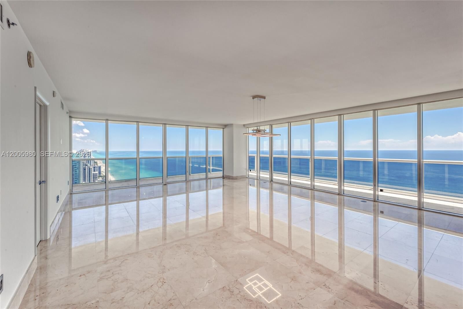 Property Photo:  1830 S Ocean Dr 4601  FL 33009 