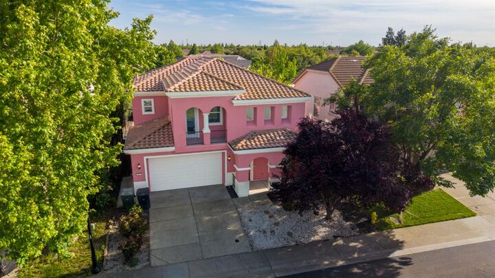 Property Photo:  109 Cropton Court  CA 95747 