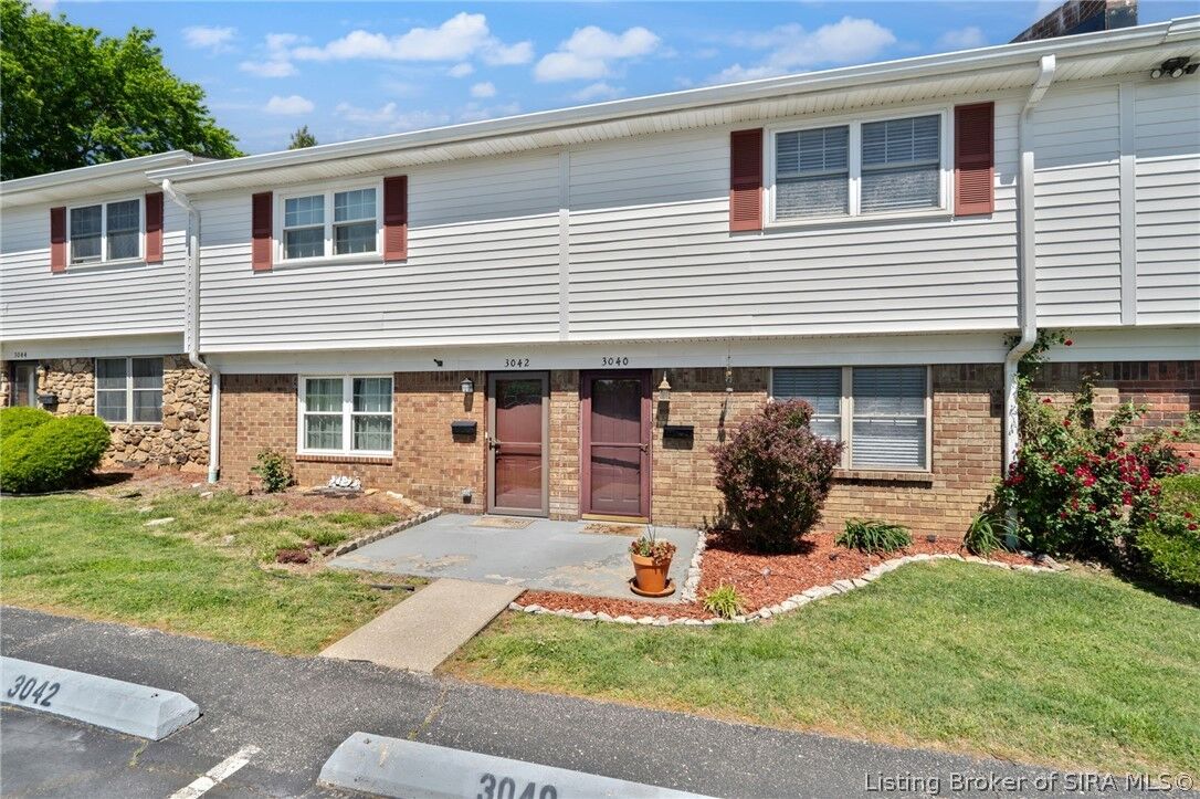 Property Photo:  3040 Wooded Way  IN 47130 