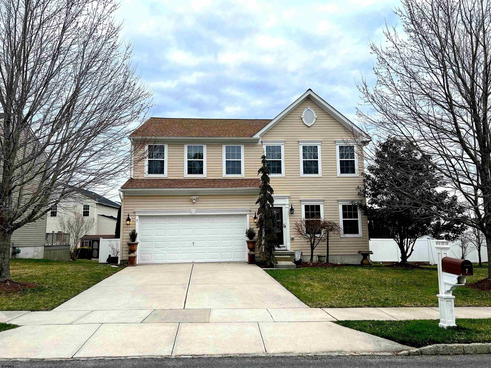 Property Photo:  7 Renaissance Dr  NJ 08330 