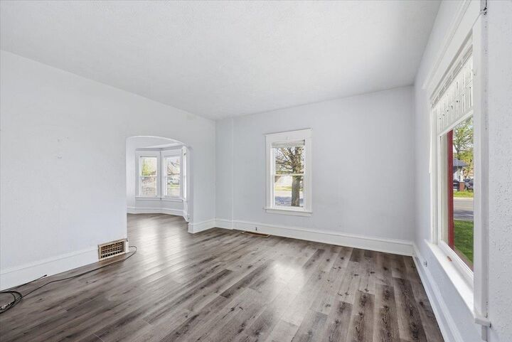 Property Photo: 2633 N Stevens St WA 99205