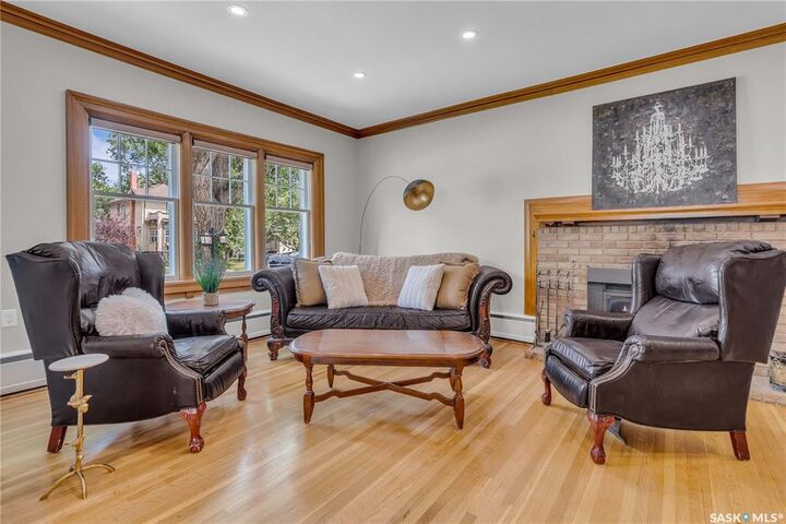 Property Photo: 3120 Rae Street SK S4S 1S1