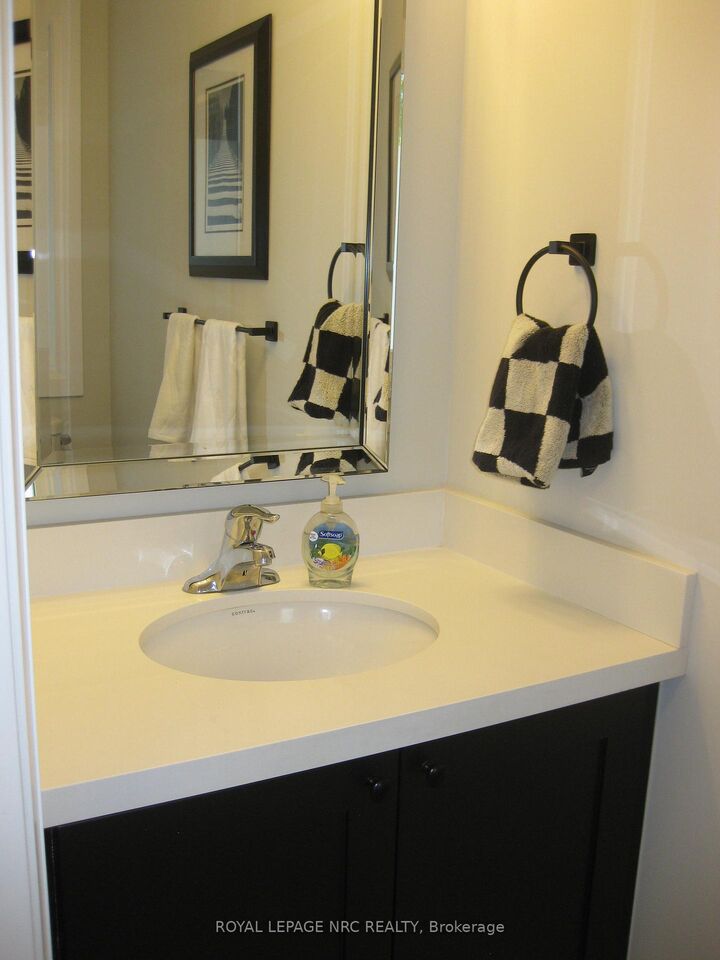 Property Photo: 4839 Pettit Avenue ON L2E 0B7