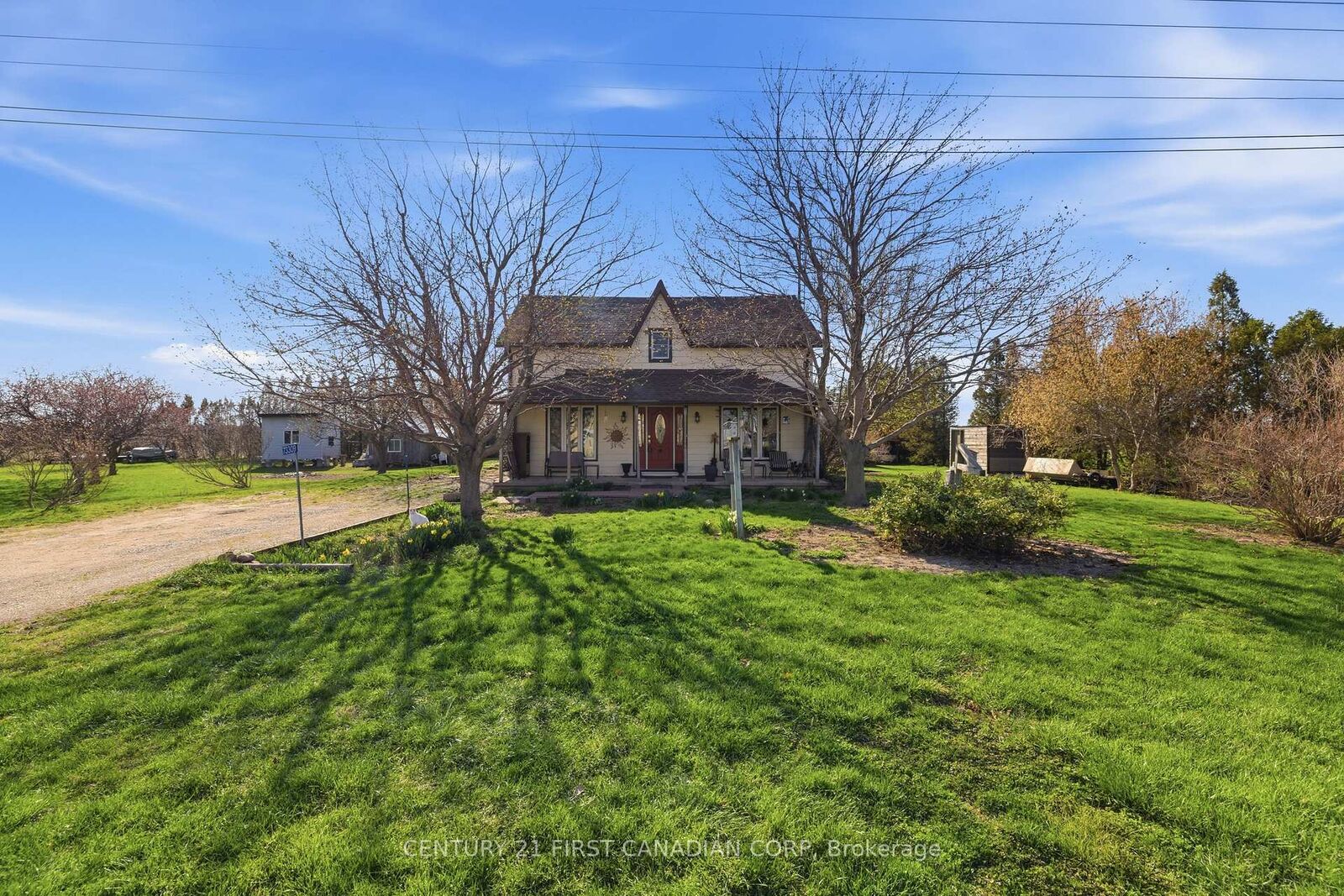 Photo de la propriété:  73309 Bluewater Highway  ON N0M 2T0 