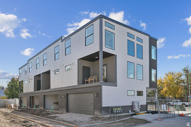 Property Photo:  313 E Jessica View Ln S 6  UT 84115 