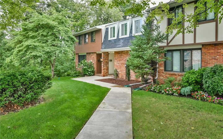 Property Photo:  4413 Laurel Oak Dr  PA 15101 
