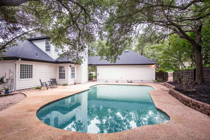 Property Photo:  201 Timpanagos Drive  TX 78734 