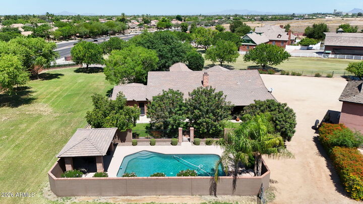 Property Photo: 2125 S Val Vista Drive AZ 85295