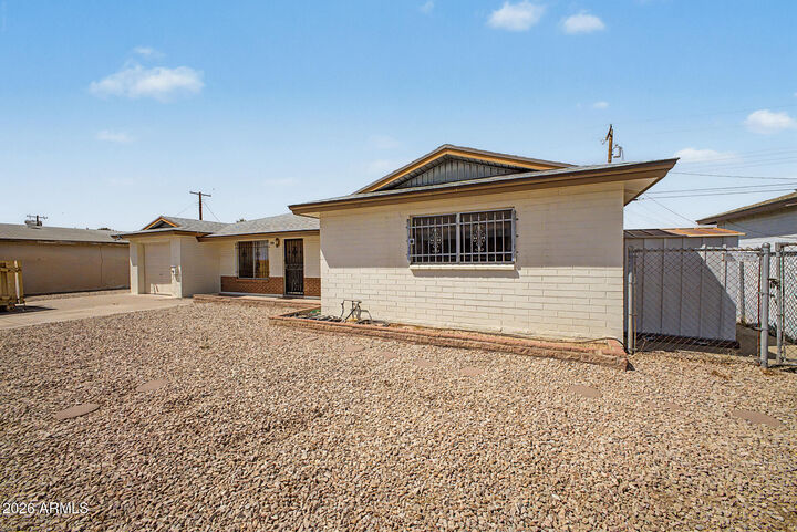 Property Photo:  1522 W 7th Street  AZ 85281 