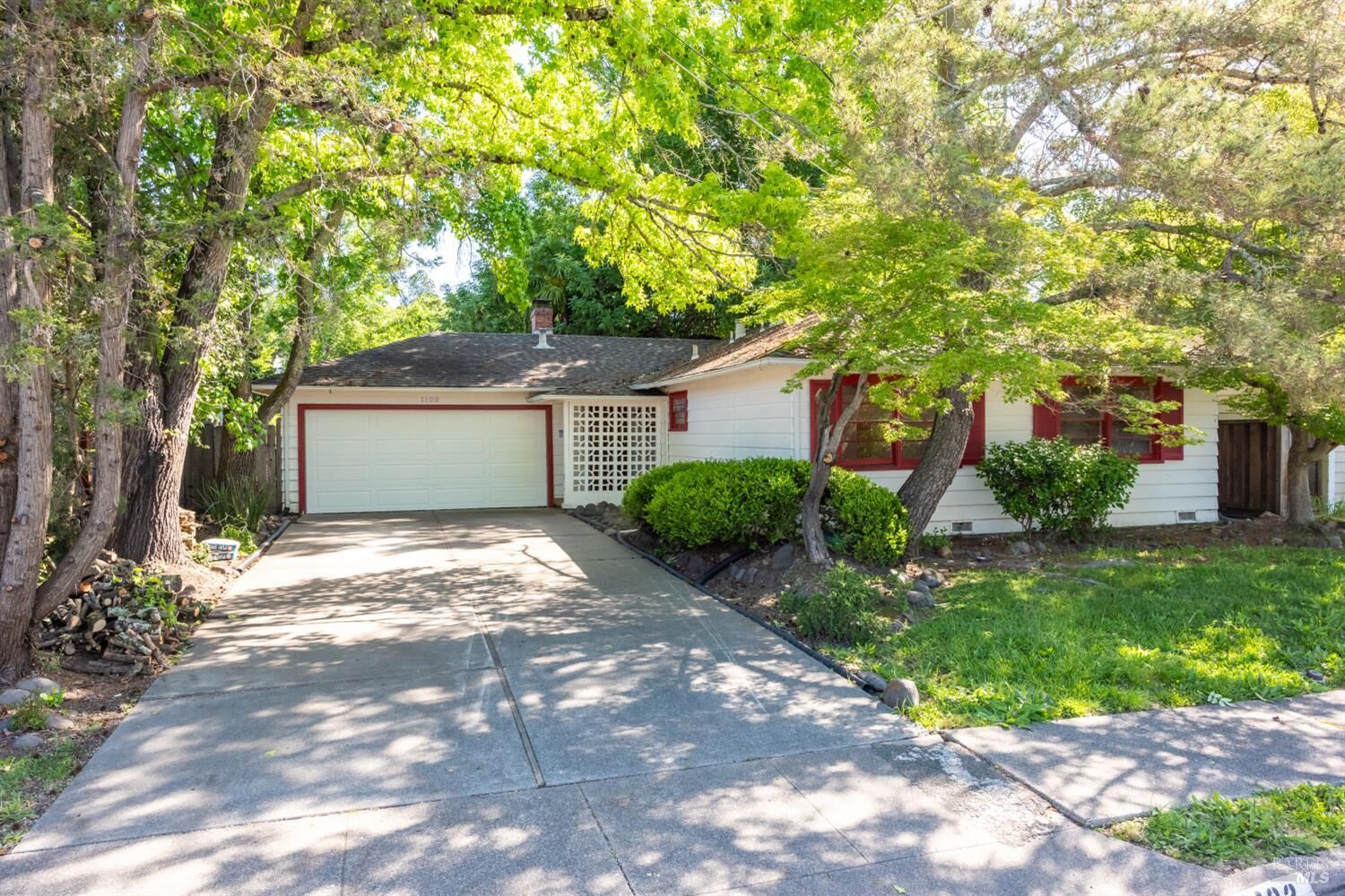 Property Photo:  1102 Michigan Drive  CA 95405 