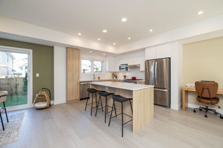 Property Photo: 7381 Preston Boulevard 91 BC V2V 1C5