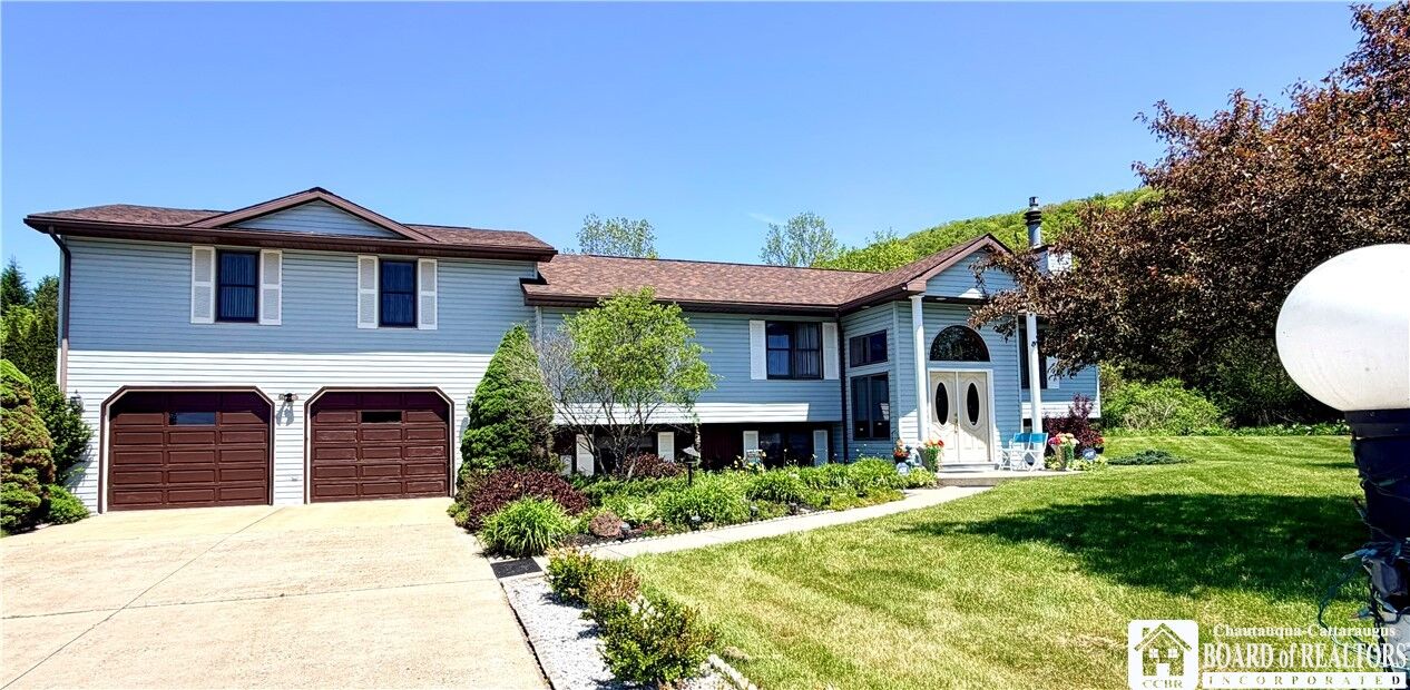 Property Photo: 2 Solterra Circle NY 14706
