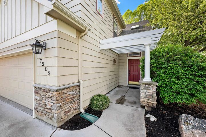 Property Photo:  7509 W Hathaway Ln  ID 83714 