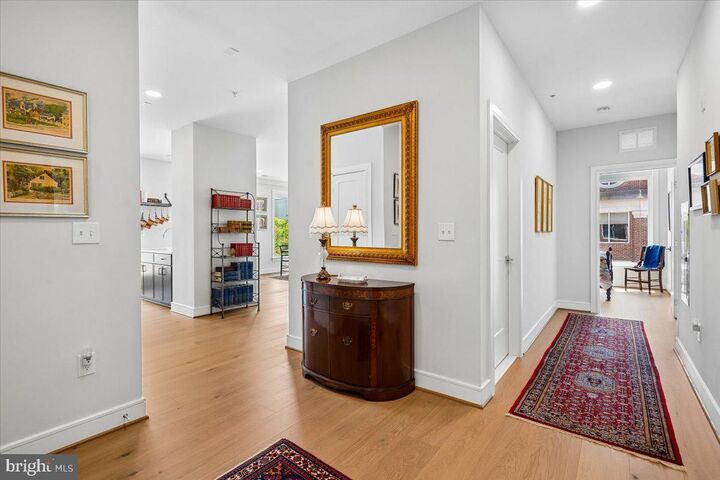 Property Photo:  635 Slaters Lane 301  VA 22314 