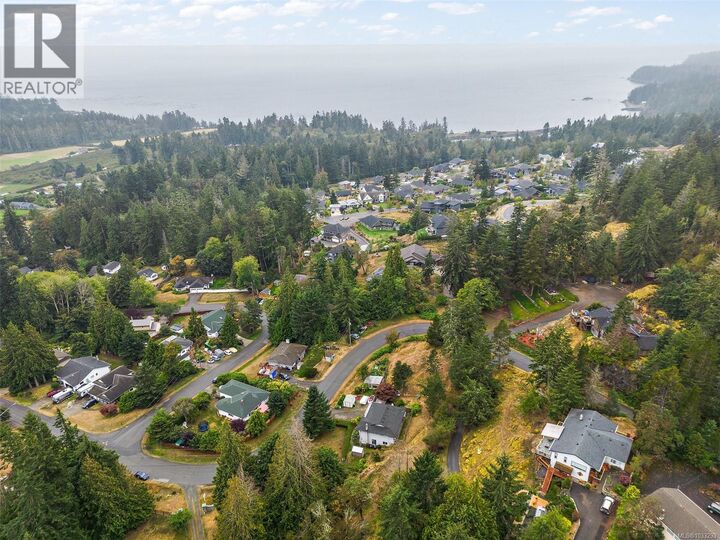 Property Photo: 2197 Henlyn Drive BC V9Z 0N5