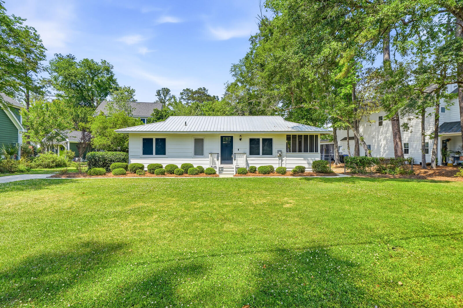 Property Photo:  108 Shepard Street  SC 29483 
