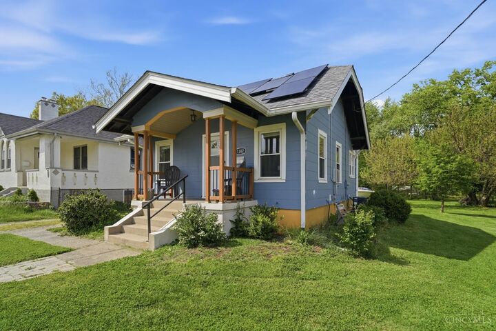 Property Photo: 1382 W Galbraith Road OH 45231