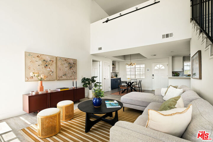 Property Photo:  12016 Washington Pl  CA 90066 