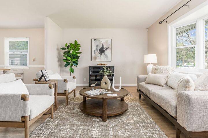 Property Photo:  501 W Shields Street  OH 43055 