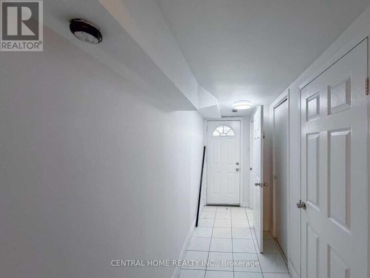 Property Photo:  11 Tineta Crescent Bsmt  ON M1S 2Y5 
