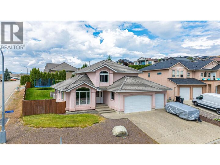 400 Fortress Crescent — photo 1