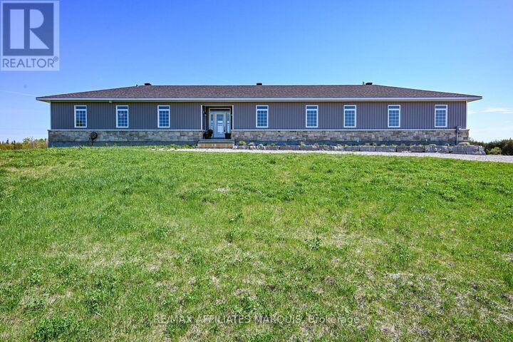Property Photo: 2064 Rosedale Road North ON K7A 0A2