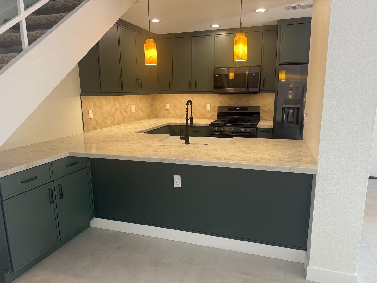 Property Photo:  74185 Catalina Way  CA 92260 