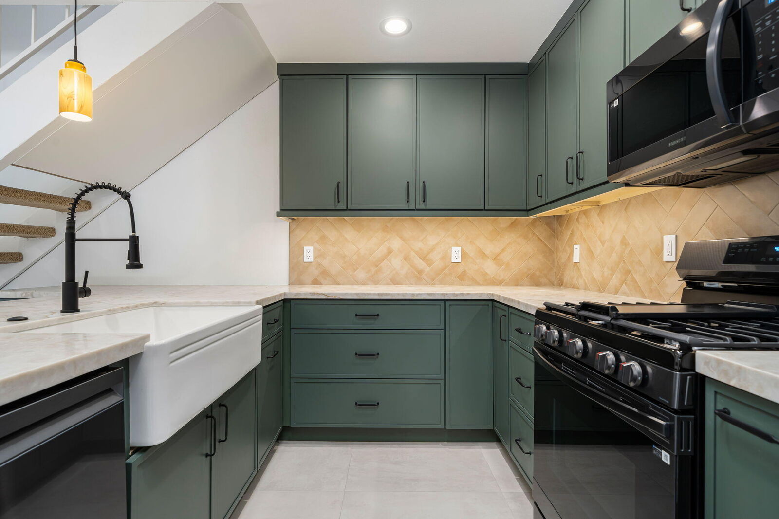 Property Photo:  74185 Catalina Way  CA 92260 