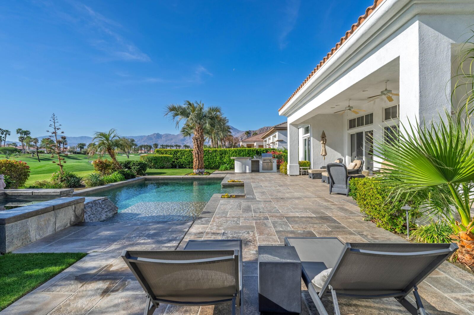 Property Photo:  80315 Via Valerosa  CA 92253 