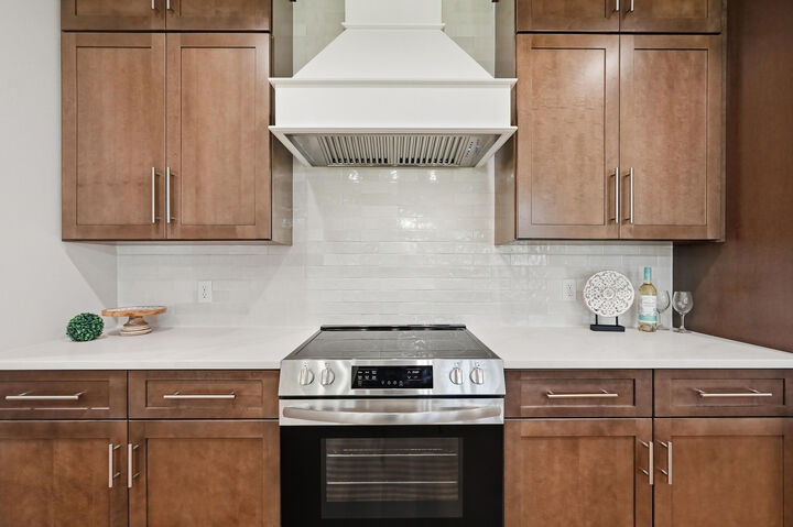 Property Photo:  6523 Codell Street  FL 32566 