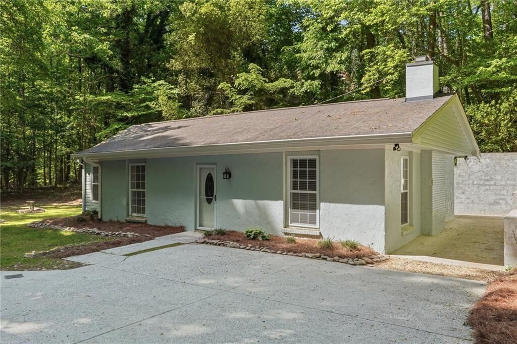 Property Photo: 3510 Riviera Drive GA 30041