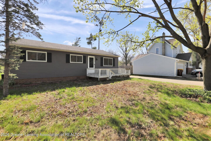 Property Photo:  116 N Center Street  MI 48827 