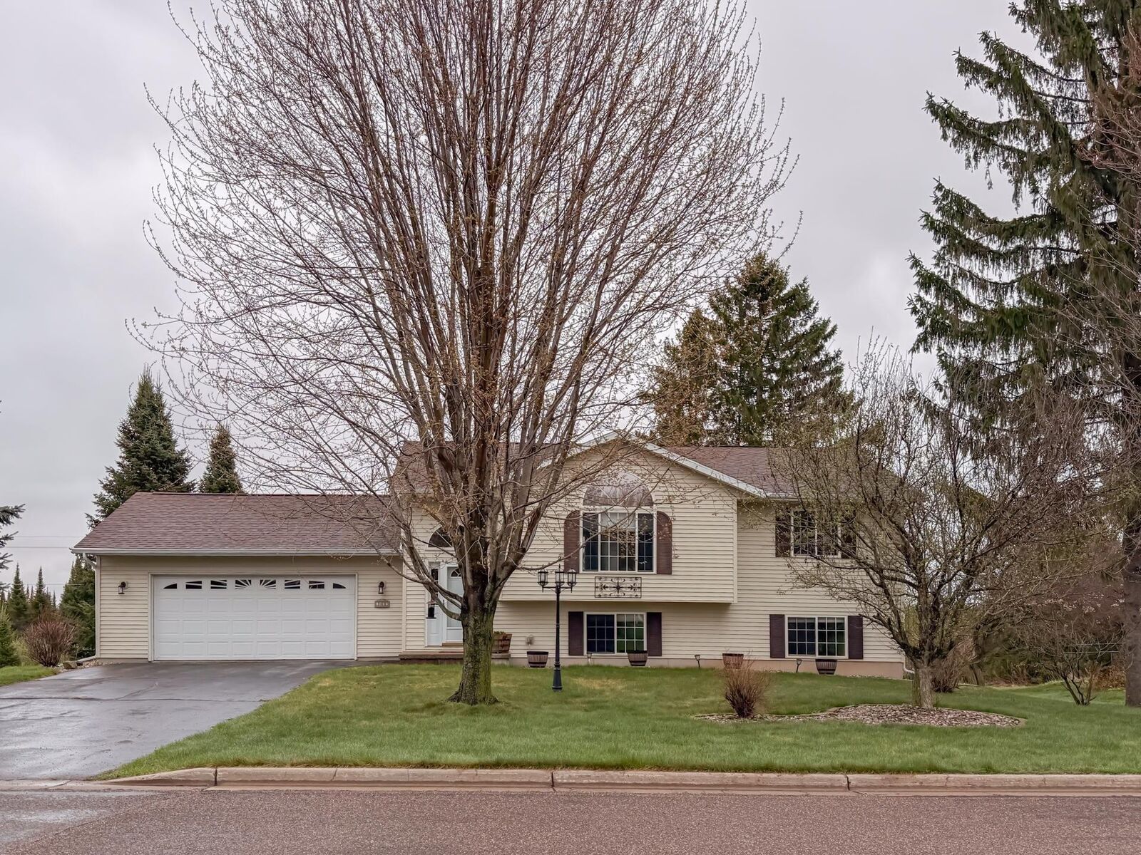 Property Photo:  1407 Delmore Dr  WI 54452 