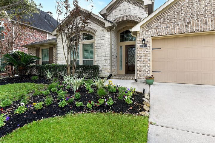Property Photo:  28011 Canyon Wren Drive  TX 77494 