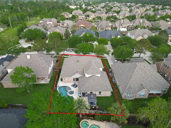 Property Photo:  15710 Starcreek Lane  TX 77044 