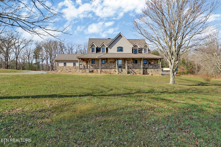Property Photo:  815 York Rd  TN 38555 