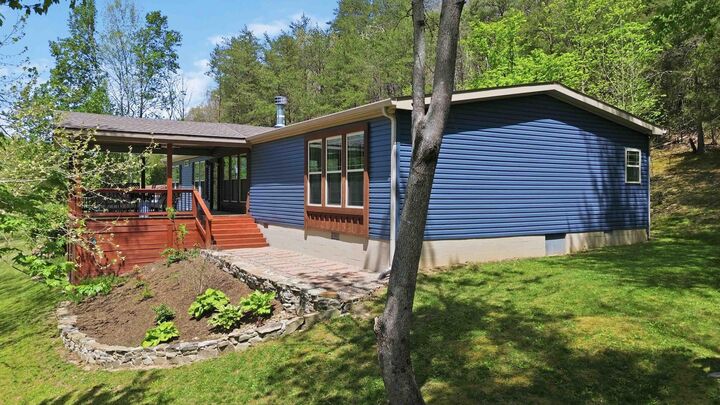Property Photo:  324 Old State Road  KY 40456 