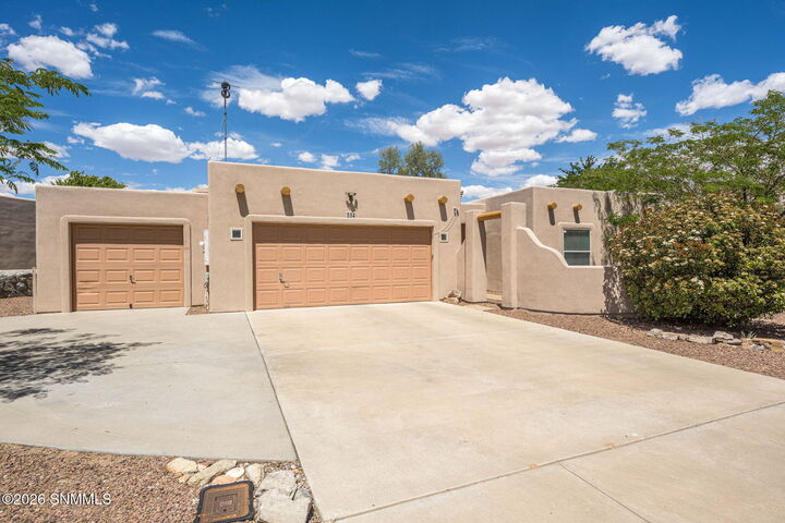 Property Photo:  534 Cedardale Loop  NM 88005 