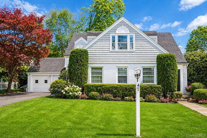 Property Photo: 47 Brookfield Place NY 10570