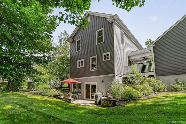 Property Photo:  6 Cowdrey Street  NY 10990 