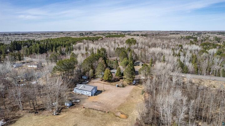 Property Photo:  4928 Morris Thomas Rd  MN 55811 