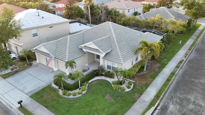 Property Photo:  2220 Elizabeth Way  FL 34698 