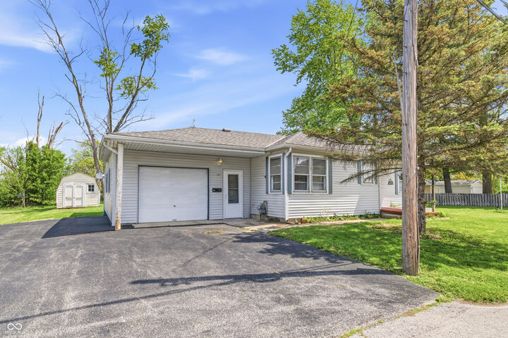 Property Photo:  301 S McCarty Street  IN 46040 