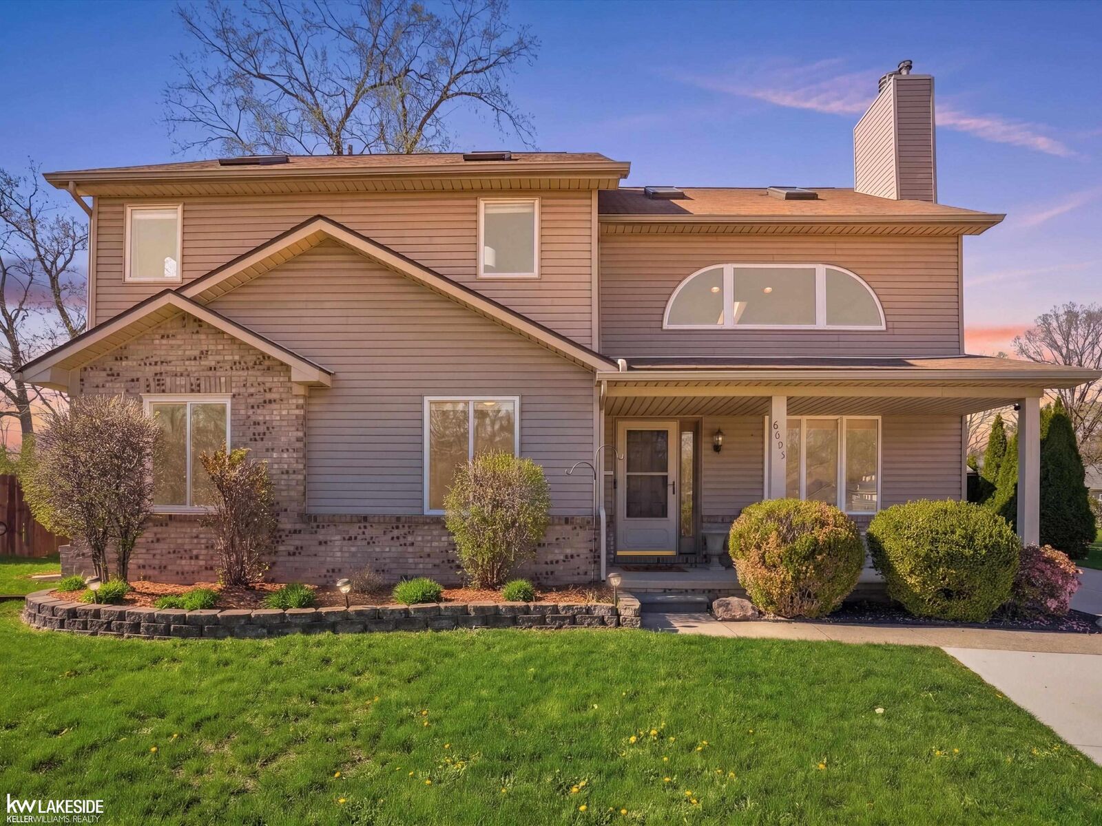 Property Photo:  6005 Mulberry Drive  MI 48314 