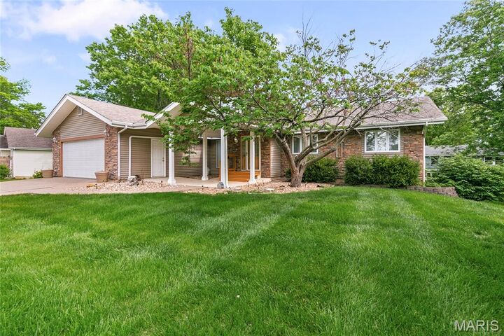 Property Photo:  21 Savoy Drive  MO 63367 