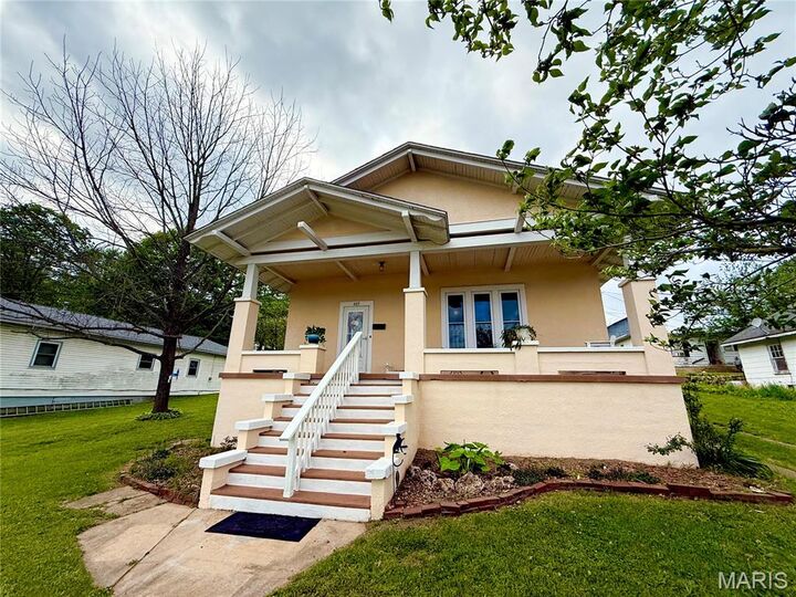 Property Photo:  409 N 3rd Street  MO 63957 