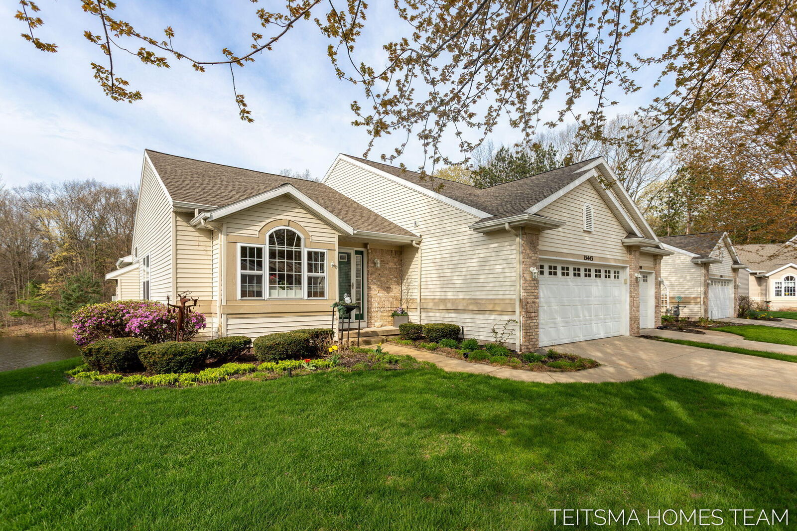 Property Photo:  15443 Winchester Circle  MI 49417 