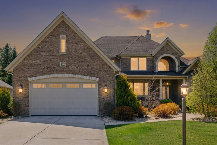 Property Photo:  26009 W Stewart Ridge Drive  IL 60585 